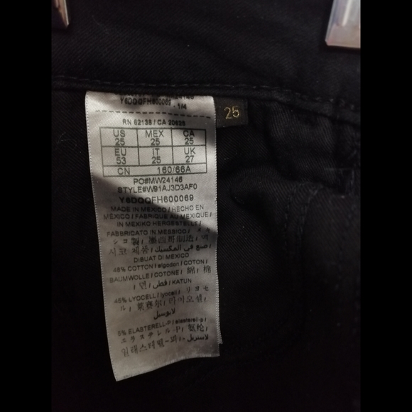 SOLD ❌Guess Sexy Curve 25 Black Crop Jeans Super Skinny Mid High Rise - Picture 4 of 4